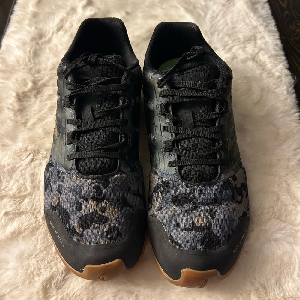 50%offw❤️ INOV-8 7.5 BARE-XF 210 V2 Training Running Camouflage Gray/Gum Sneaker